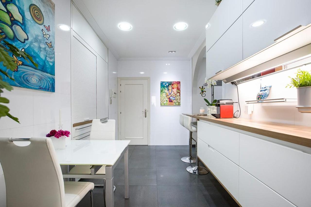 Habitacion En Vivienda Gran Via Bilbao Bagian luar foto