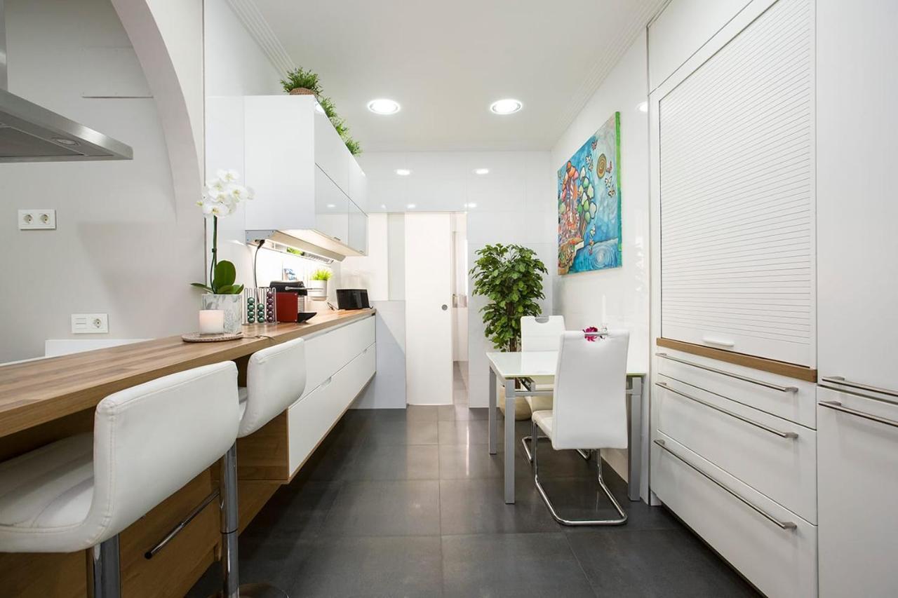 Habitacion En Vivienda Gran Via Bilbao Bagian luar foto