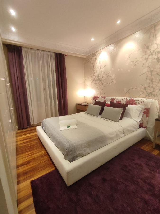 Habitacion En Vivienda Gran Via Bilbao Bagian luar foto