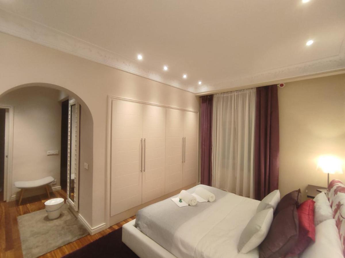 Habitacion En Vivienda Gran Via Bilbao Bagian luar foto