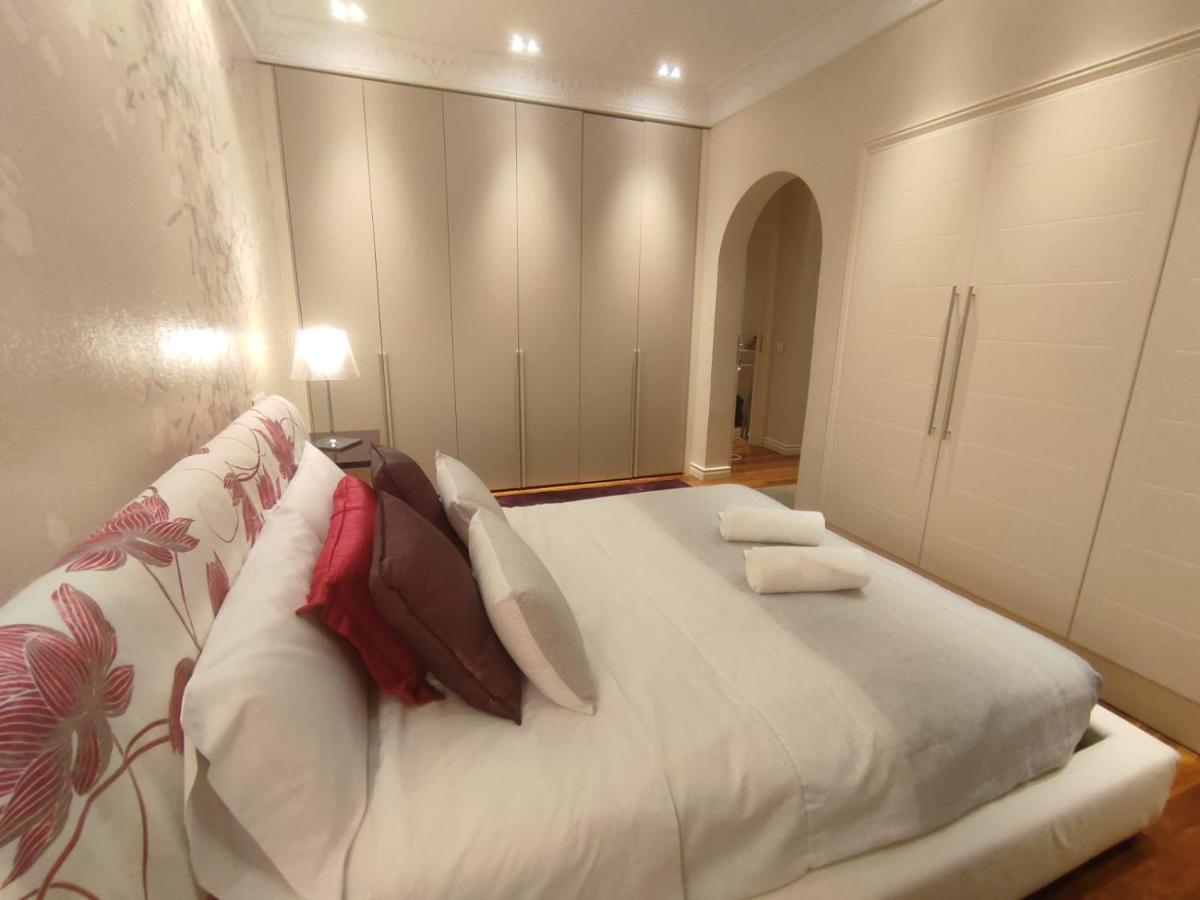 Habitacion En Vivienda Gran Via Bilbao Bagian luar foto